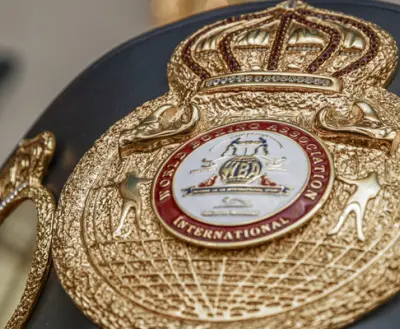 Dmitry Bivol Retains His Super-Lightweight Title - partycasino